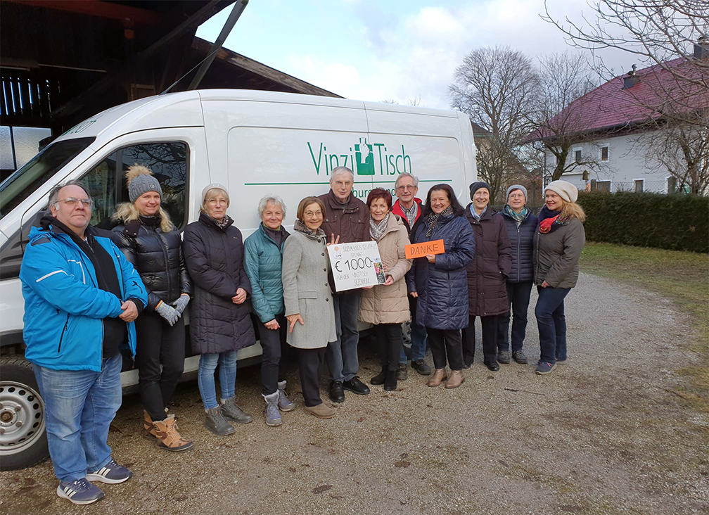 Zusätzliche Spende an VinziTisch Siezenheim vom Sozialkreis St. Vitalis